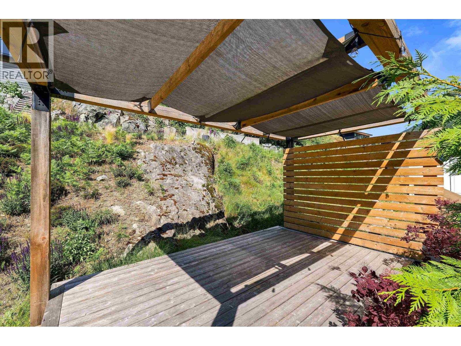 2237 Windsail Place, Squamish, British Columbia  V8B 0T6 - Photo 32 - R3132786