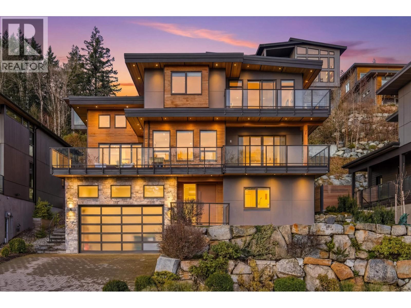 2237 Windsail Place, Squamish, British Columbia  V8B 0T6 - Photo 37 - R3132786
