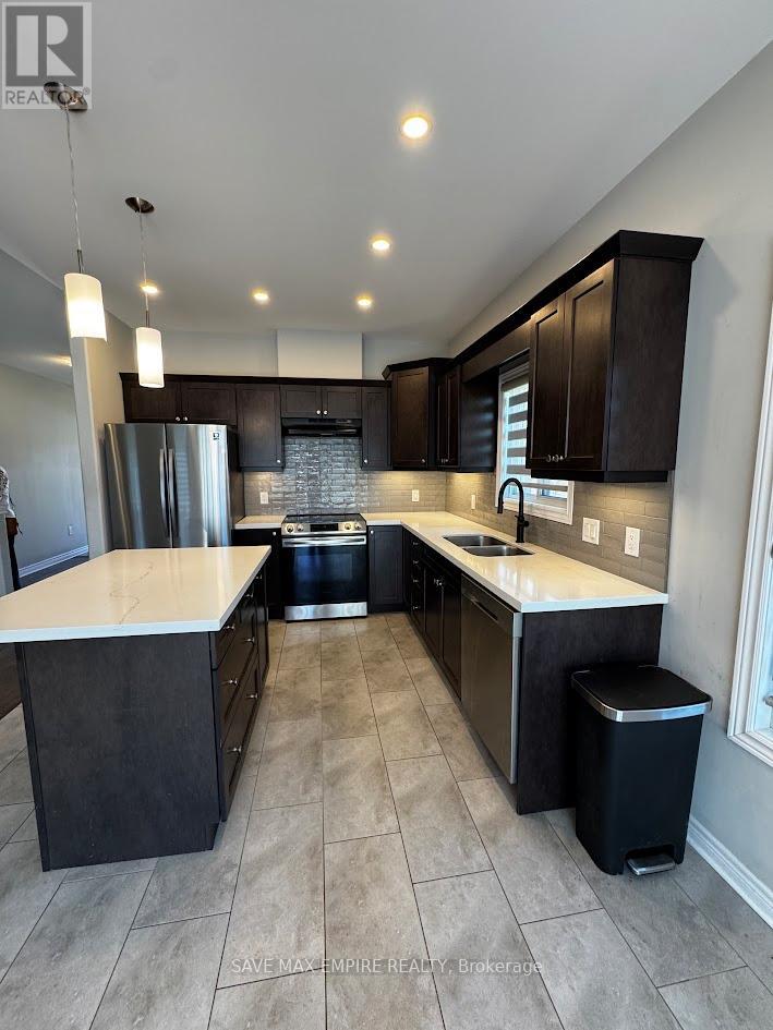 1209 Uppers Lane, Thorold, Ontario  L2V 0H1 - Photo 5 - X12906596