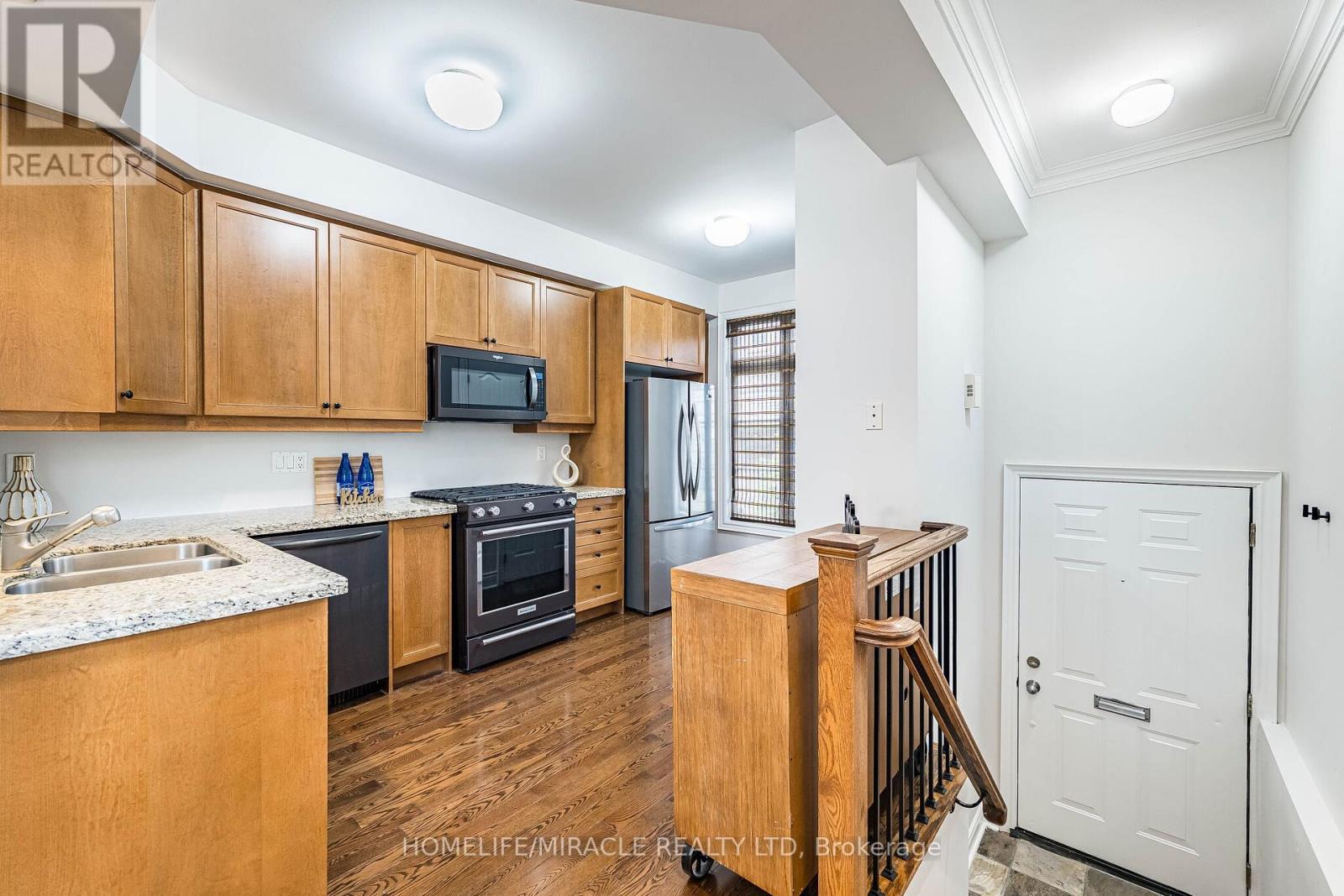 1 - 265 Van Dusen Boulevard, Toronto, Ontario  M8Z 3J2 - Photo 8 - W13438646