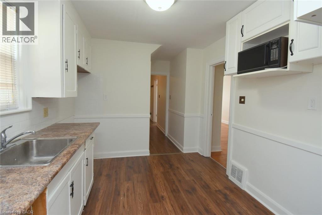 136 Glen Road, Hamilton, Ontario  L8S 3M9 - Photo 15 - 40830594