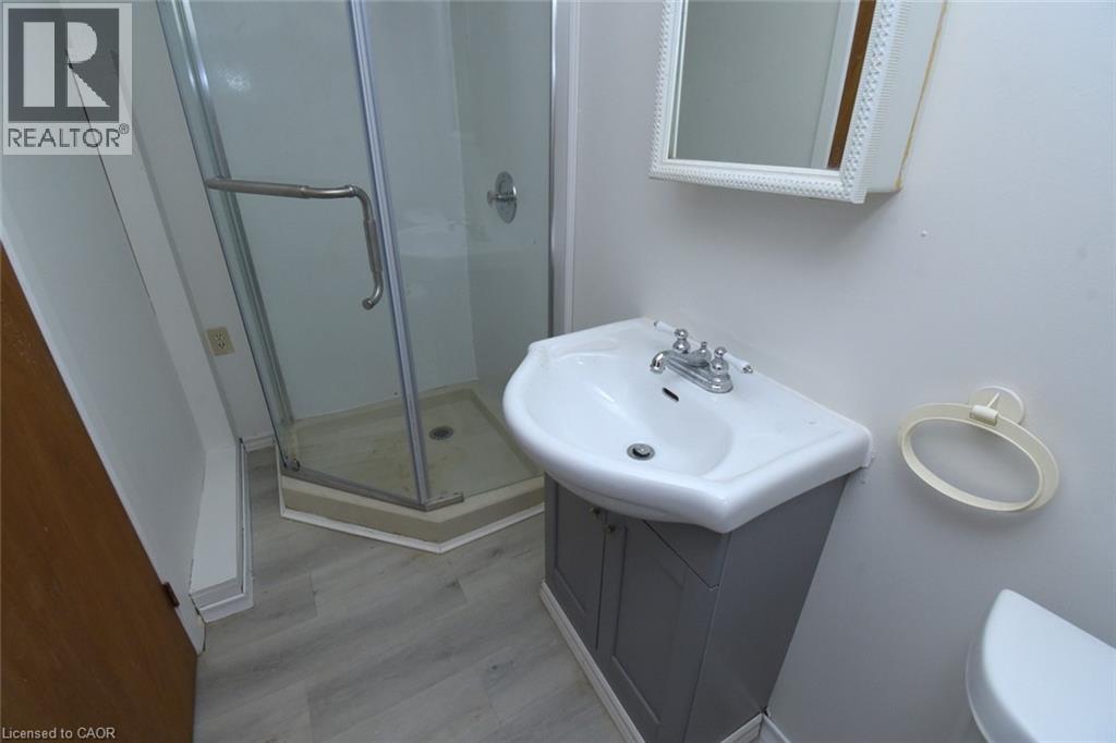 136 Glen Road, Hamilton, Ontario  L8S 3M9 - Photo 33 - 40830594