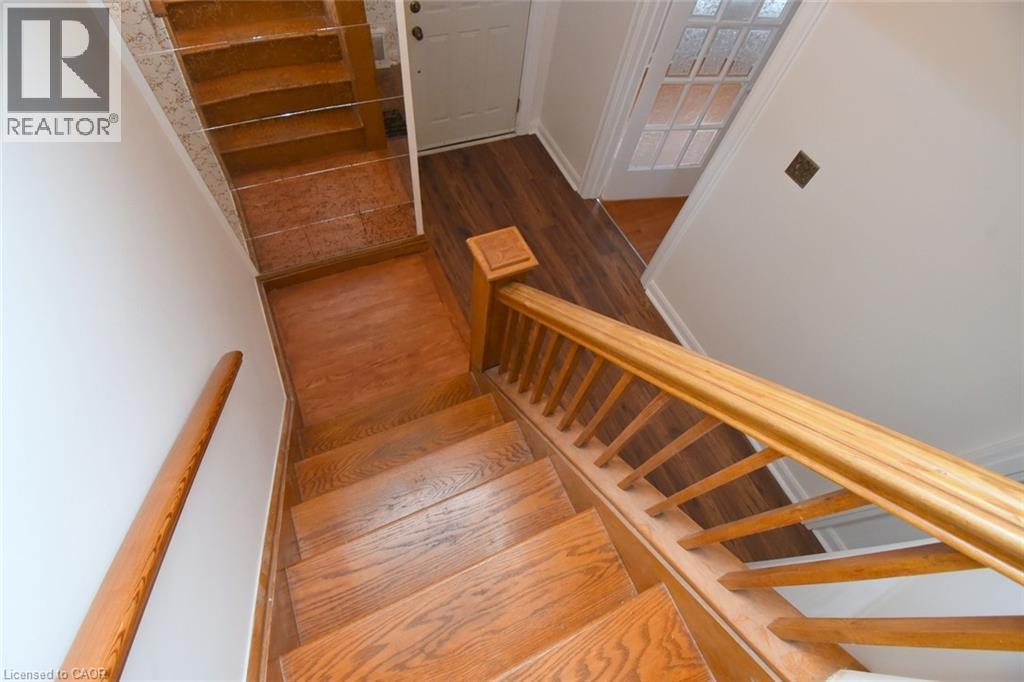 136 Glen Road, Hamilton, Ontario  L8S 3M9 - Photo 6 - 40830594