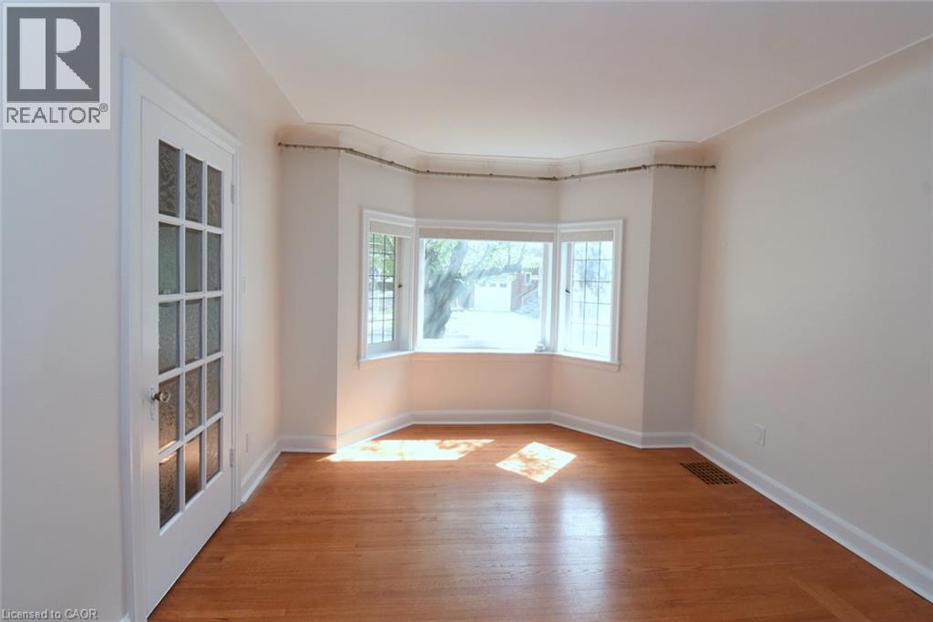 136 Glen Road, Hamilton, Ontario  L8S 3M9 - Photo 9 - 40830594