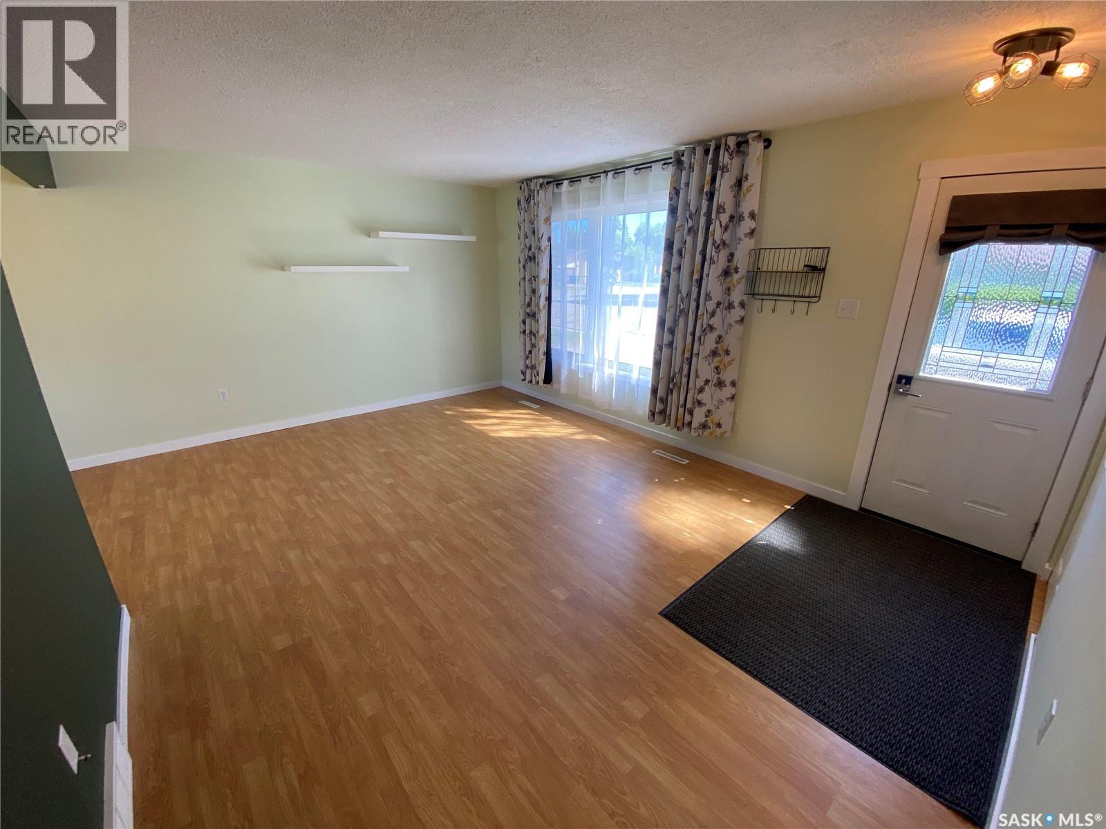 470 Riverview Road, Yorkton, Saskatchewan  S3N 2L9 - Photo 7 - SK039338