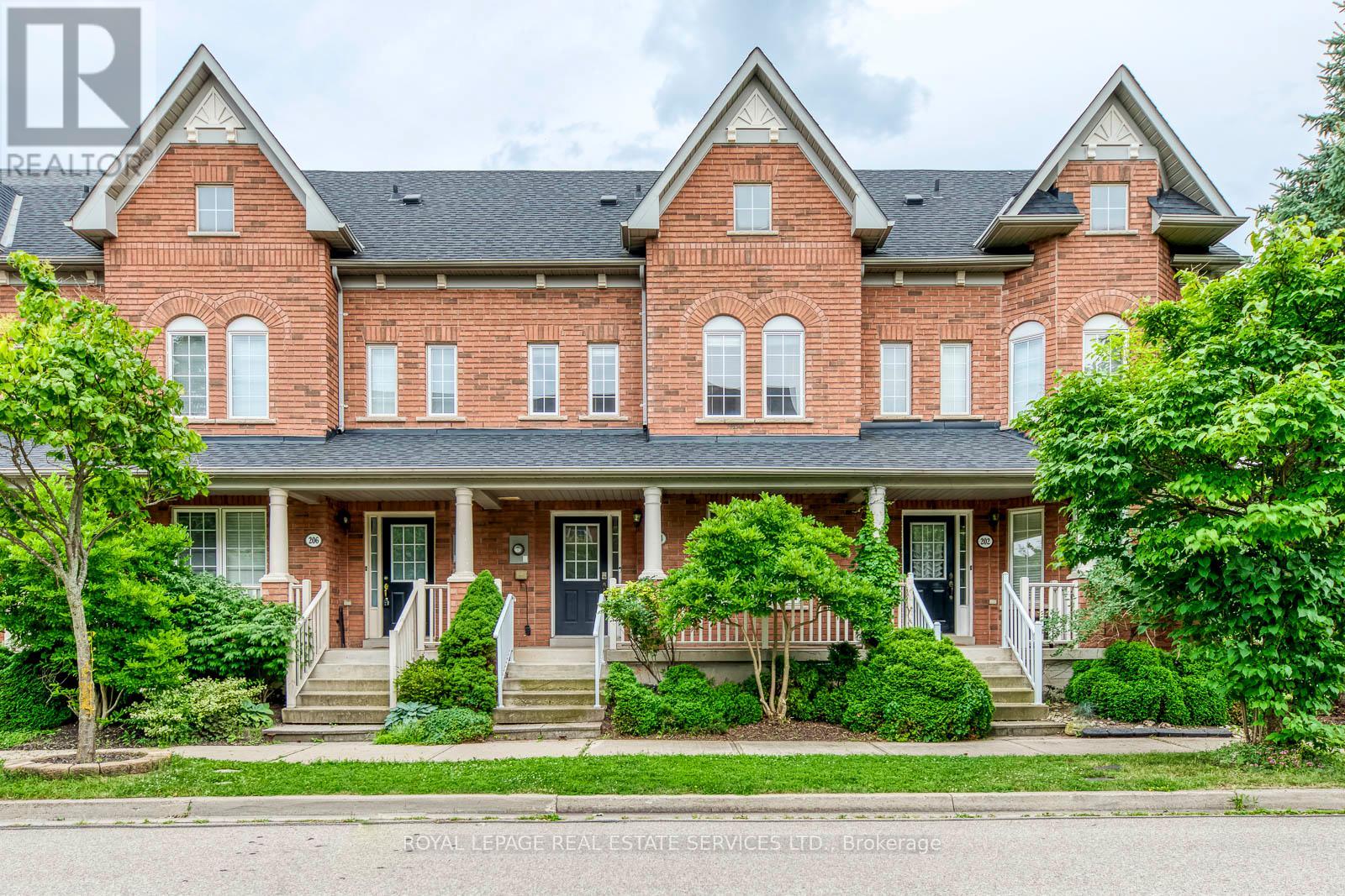 204 ROXTON ROAD, Oakville, Ontario