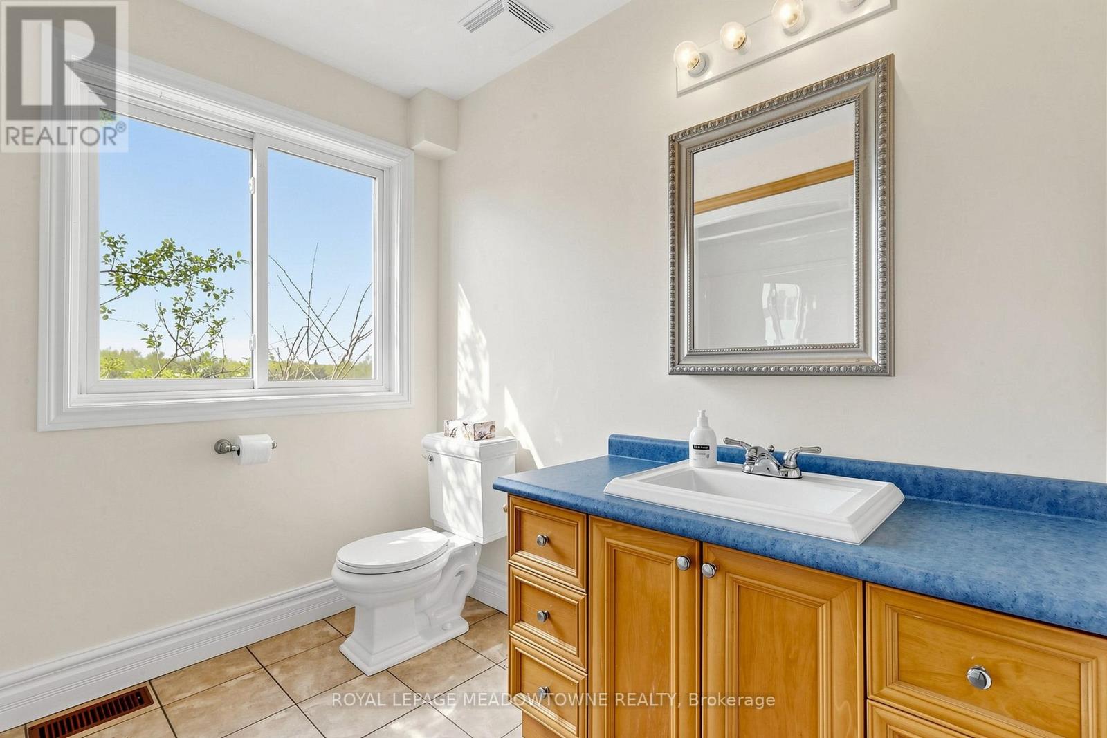 13489 Fourth Line, Milton, Ontario  N0B 2K0 - Photo 13 - W13441158