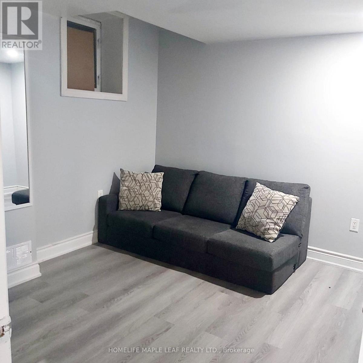 325 Veterans Drive, Brampton, Ontario  L7A 4W2 - Photo 15 - W13172384