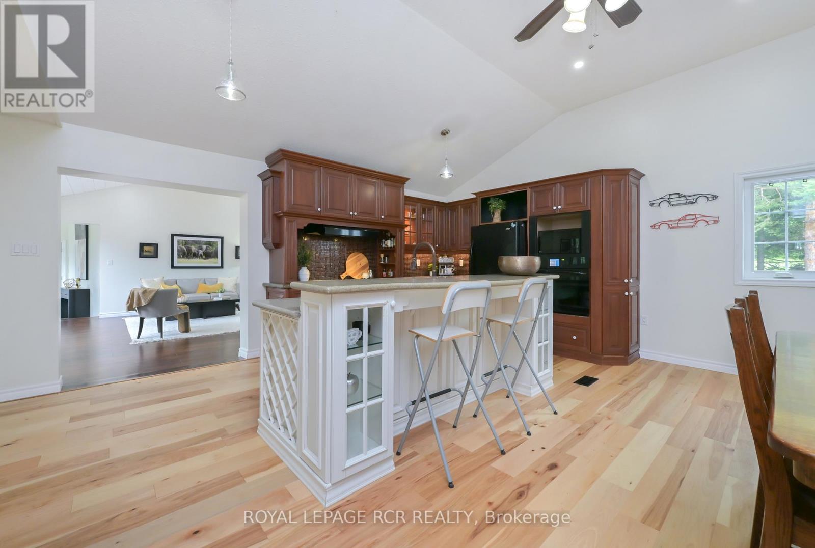 5233 Trafalgar Road, Erin, Ontario  N0B 1T0 - Photo 10 - X13441150