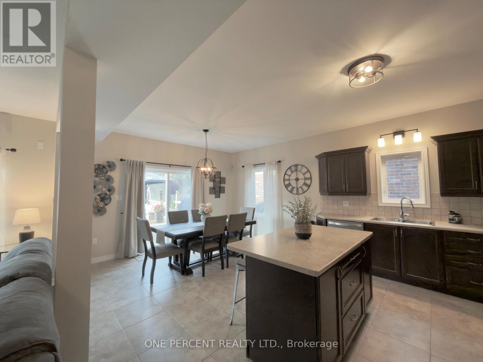 4871 Northgate Crescent, Lincoln, Ontario  L3J 0E8 - Photo 7 - X13441164