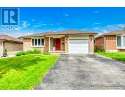 115 SCENIC WOOD CRESCENT, Kitchener, Ontario