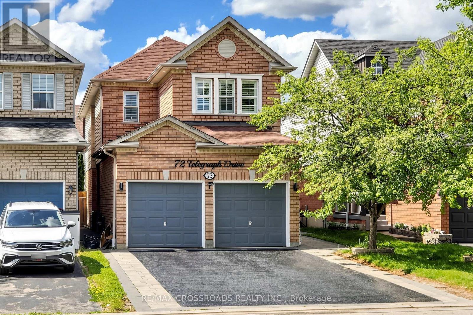 72 Telegraph Drive, Whitby, Ontario  L1P 1S4 - Photo 4 - E13439532
