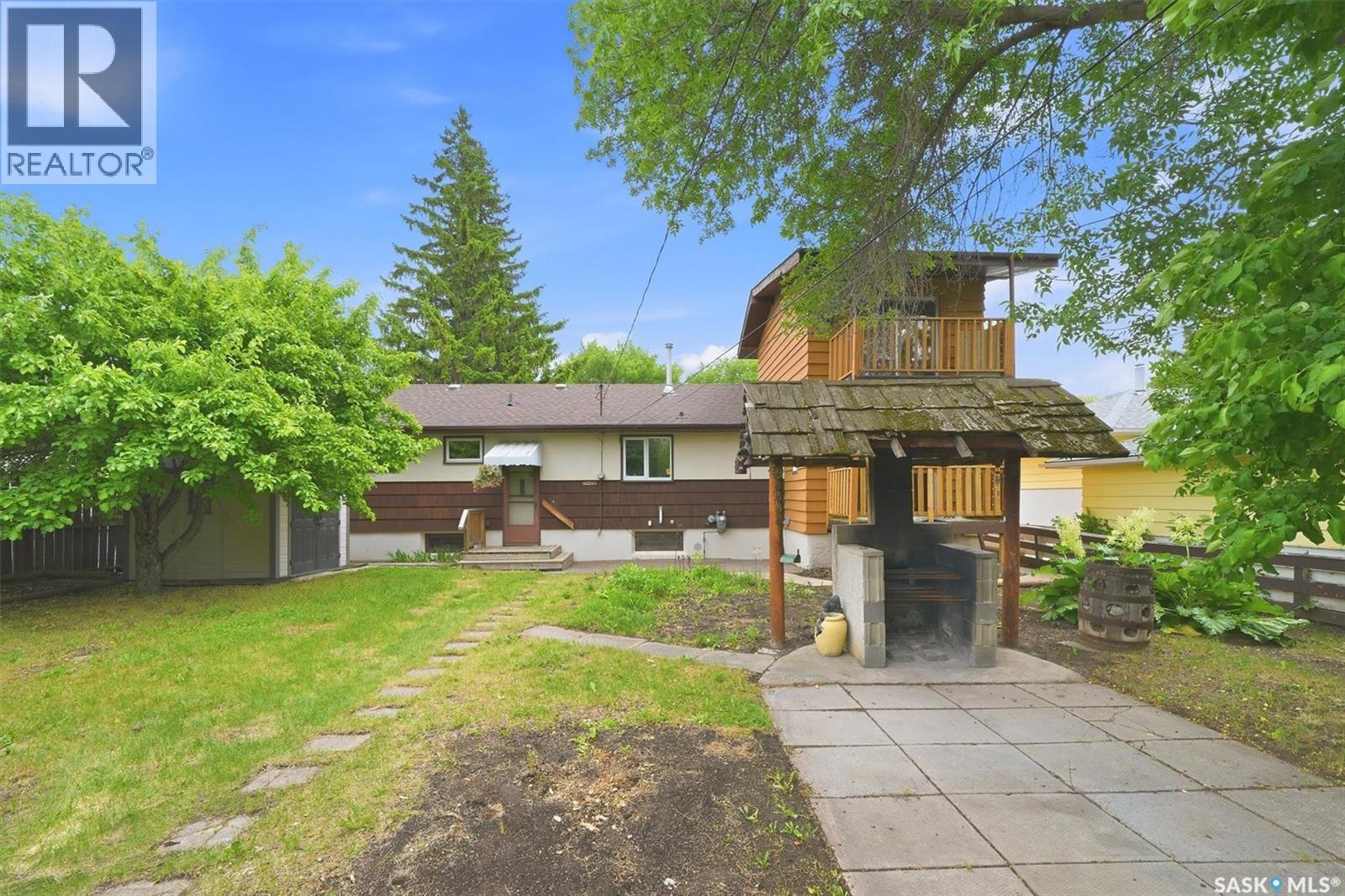 2406 Clarence Avenue S, Saskatoon, Saskatchewan  S7J 1M1 - Photo 30 - SK039218