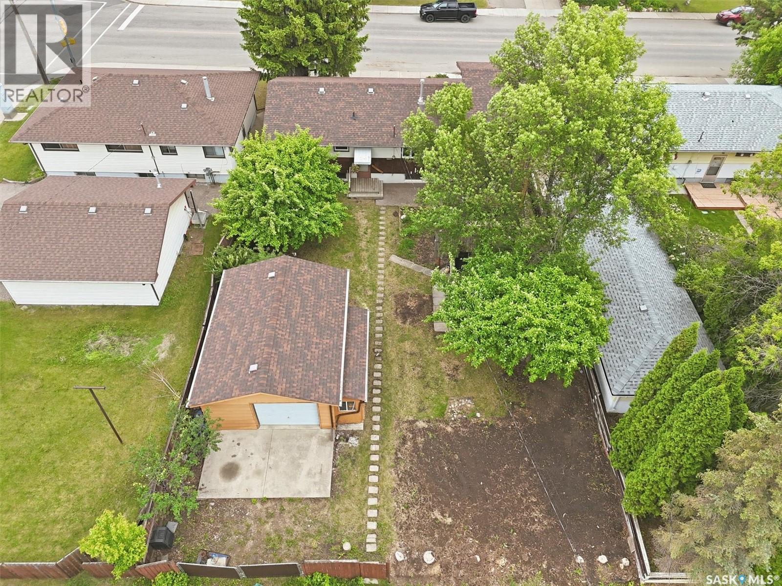 2406 Clarence Avenue S, Saskatoon, Saskatchewan  S7J 1M1 - Photo 40 - SK039218