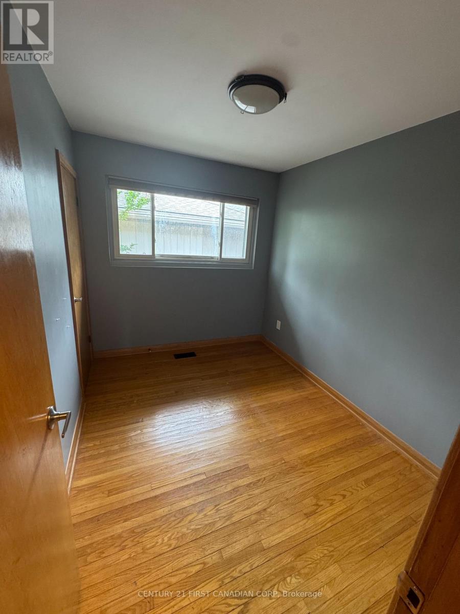 100 Susan Avenue, London East, Ontario  N5V 2G4 - Photo 4 - X13441202