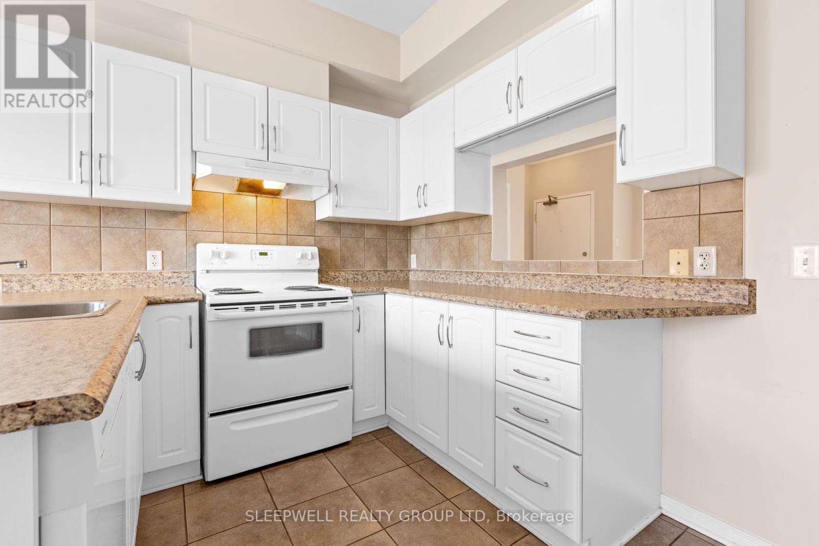 7 - 190 Rustic Hills Crescent, Ottawa, Ontario  K4A 0B9 - Photo 6 - X13441184