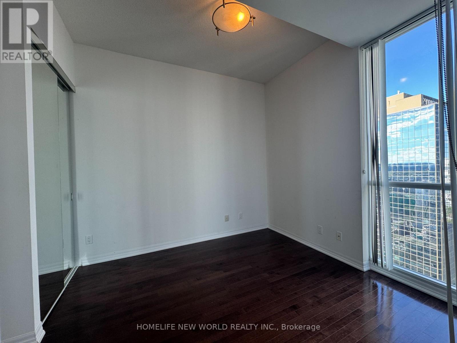 Ph206 - 770 Bay Street, Toronto, Ontario  M5G 1N6 - Photo 14 - C13441186