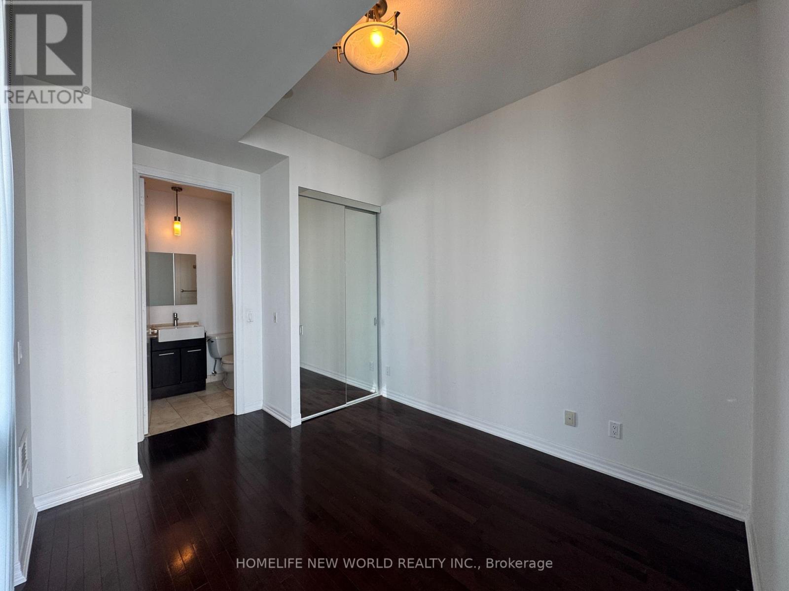 Ph206 - 770 Bay Street, Toronto, Ontario  M5G 1N6 - Photo 15 - C13441186