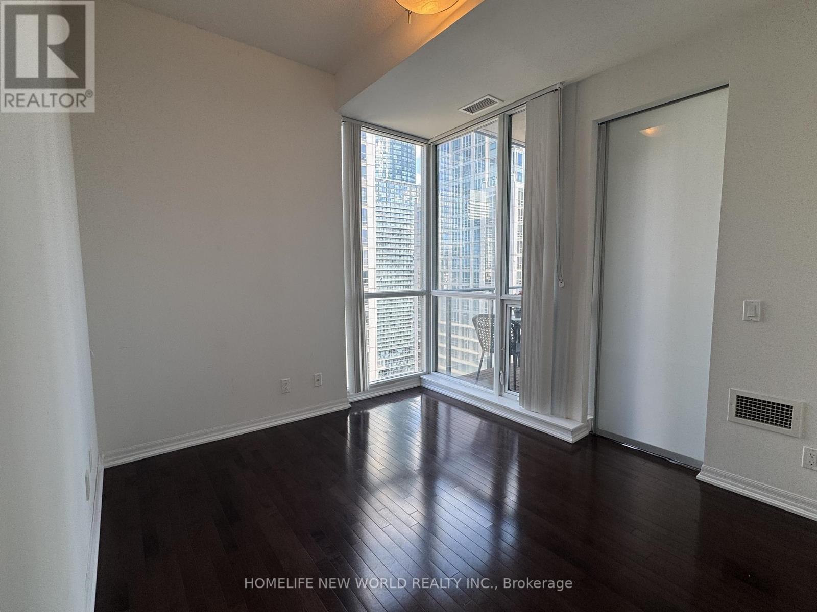 Ph206 - 770 Bay Street, Toronto, Ontario  M5G 1N6 - Photo 16 - C13441186