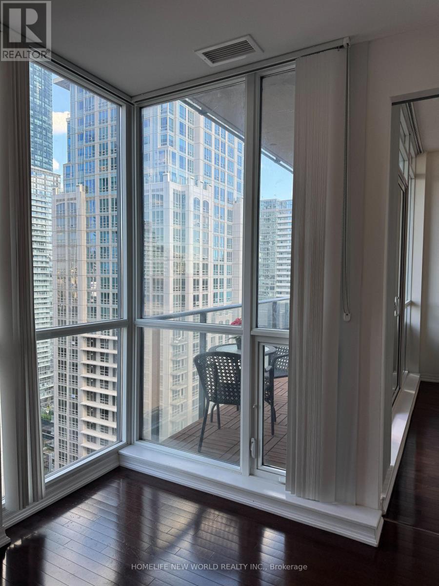 Ph206 - 770 Bay Street, Toronto, Ontario  M5G 1N6 - Photo 19 - C13441186
