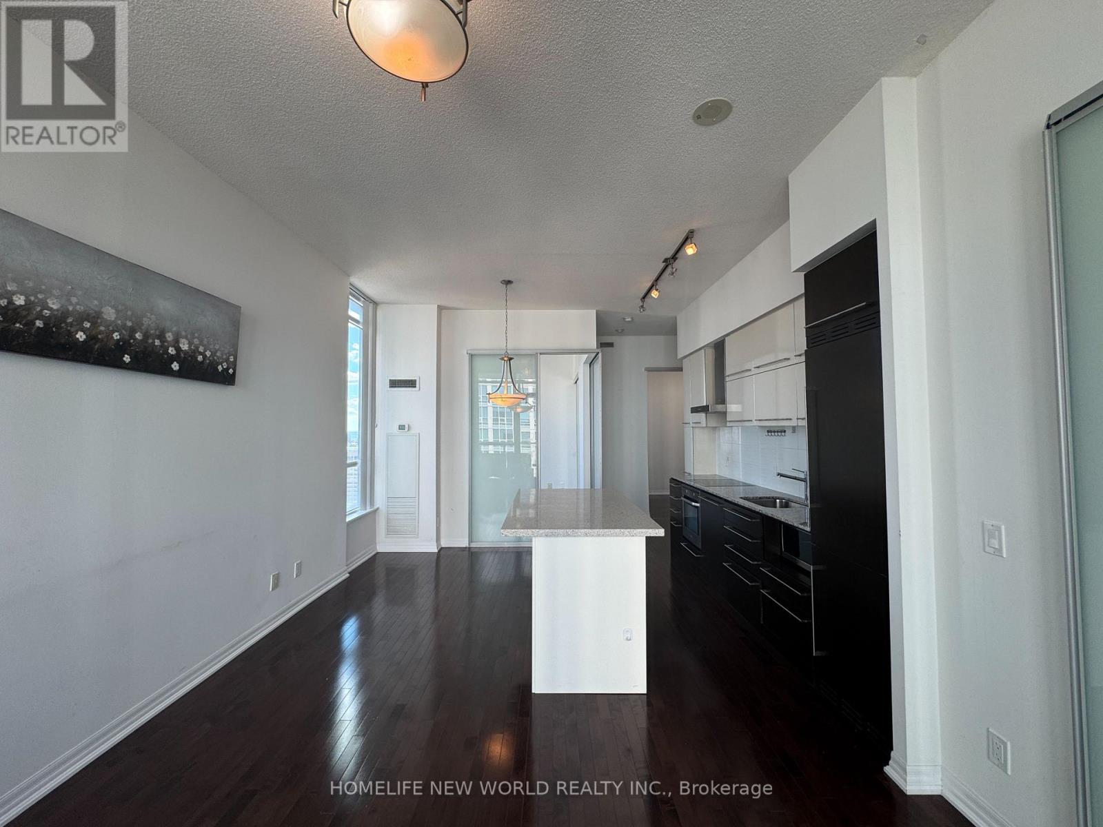 Ph206 - 770 Bay Street, Toronto, Ontario  M5G 1N6 - Photo 5 - C13441186