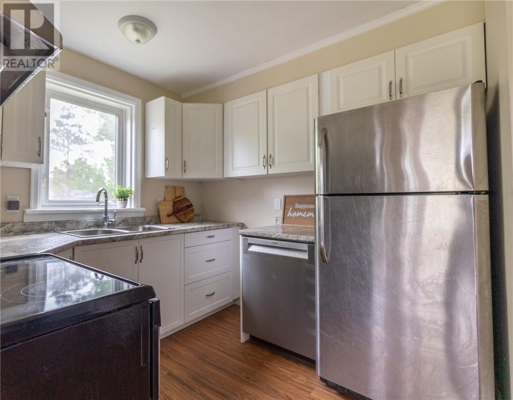 620 Imperial Street, Massey, Ontario  P0P 1P0 - Photo 5 - 2126422