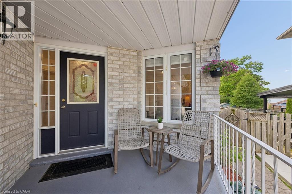 44 Alderson Drive, Cambridge, Ontario  N3C 4C5 - Photo 3 - 40836191