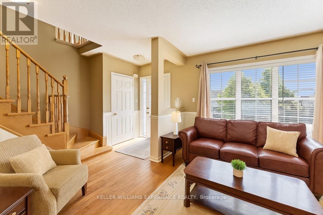 38 Truax Crescent, Essa, Ontario  L3W 0C2 - Photo 8 - N12474464