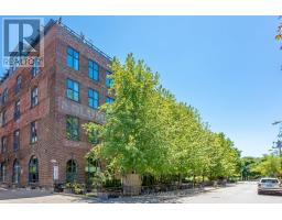 402 - 369 SORAUREN AVENUE, Toronto, Ontario
