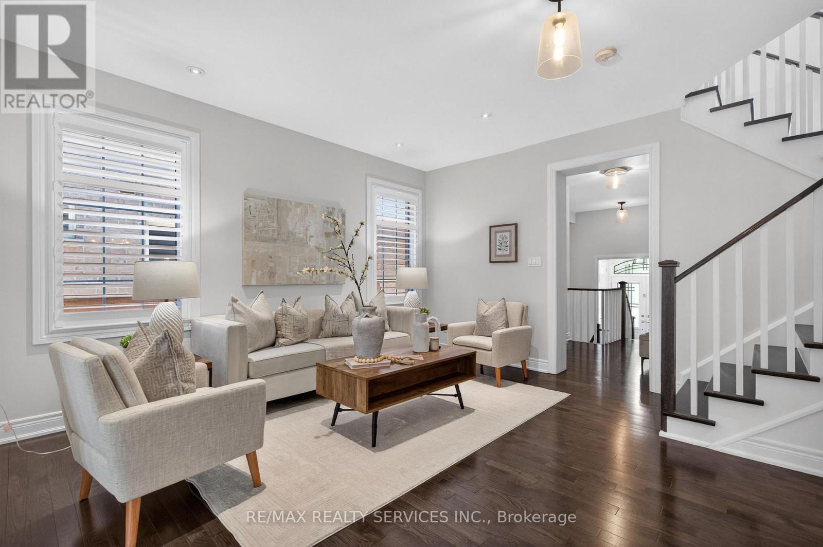 36 Attraction Drive, Brampton, Ontario  L6Y 2Z8 - Photo 6 - W13438426