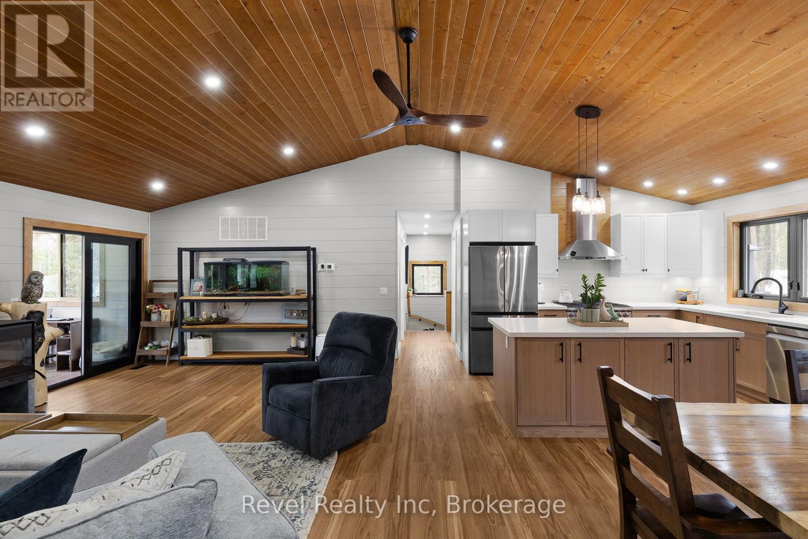 84 Woods Road, Carling, Ontario  P0G 1G0 - Photo 13 - X13441170