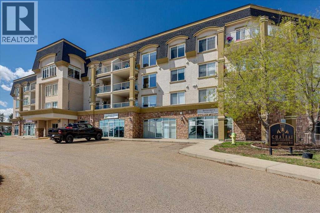 201, 4425 Heritage Way, Lacombe, Alberta  T4L 2P4 - Photo 1 - A2310326