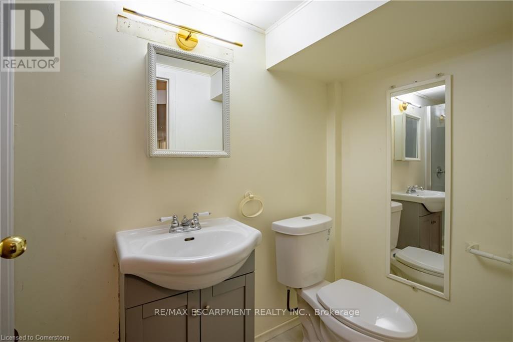 136 Glen Road, Hamilton, Ontario  L8S 3M9 - Photo 15 - X13441204
