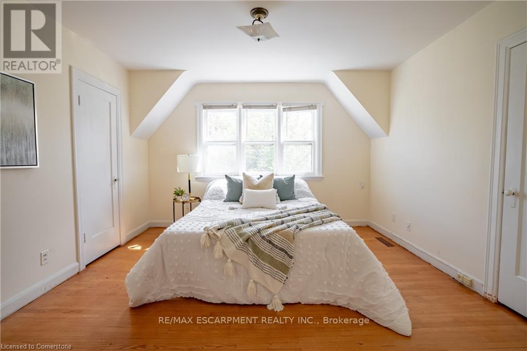 136 Glen Road, Hamilton, Ontario  L8S 3M9 - Photo 19 - X13441204