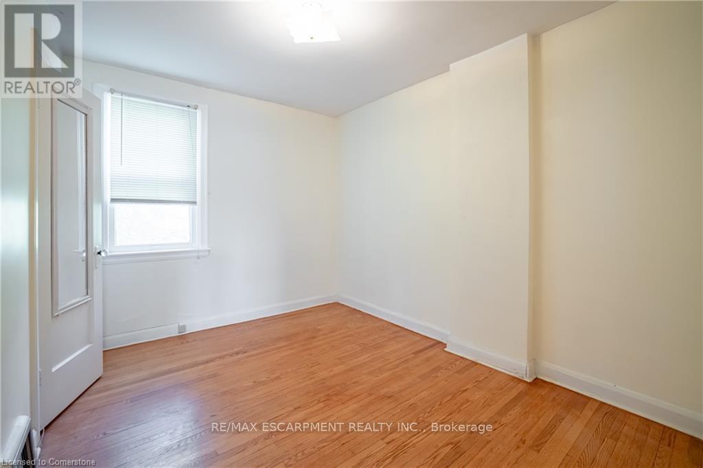 136 Glen Road, Hamilton, Ontario  L8S 3M9 - Photo 22 - X13441204