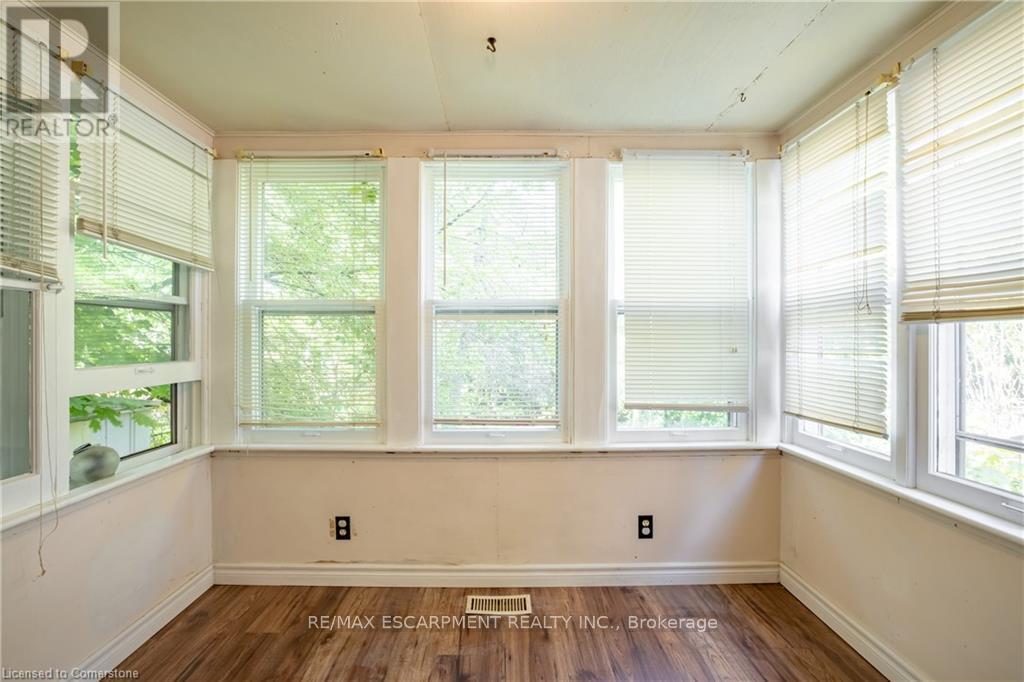 136 Glen Road, Hamilton, Ontario  L8S 3M9 - Photo 25 - X13441204