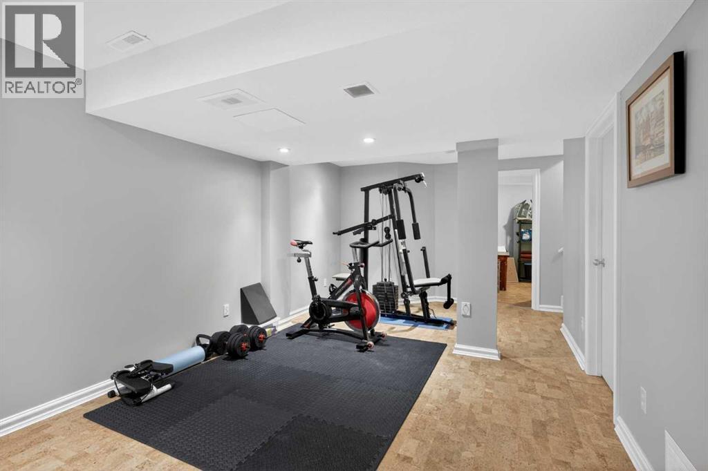 33 Prestwick Rise Se, Calgary, Alberta  T2Z 4A6 - Photo 26 - A2317880