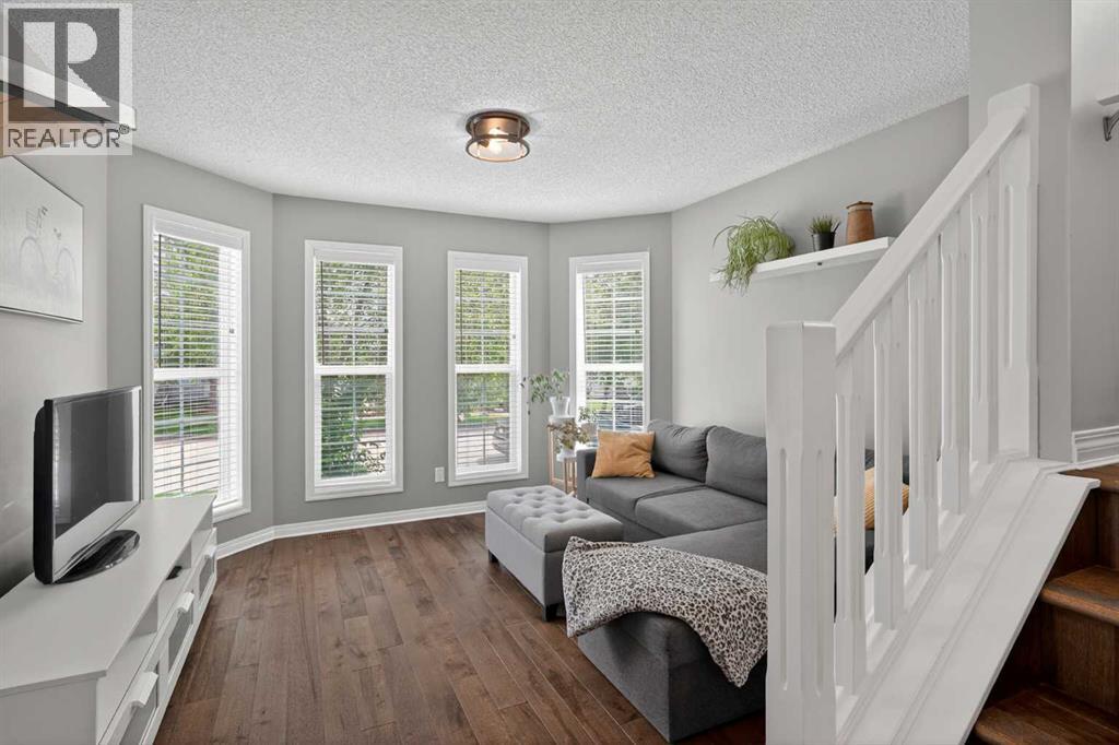 33 Prestwick Rise Se, Calgary, Alberta  T2Z 4A6 - Photo 13 - A2317880