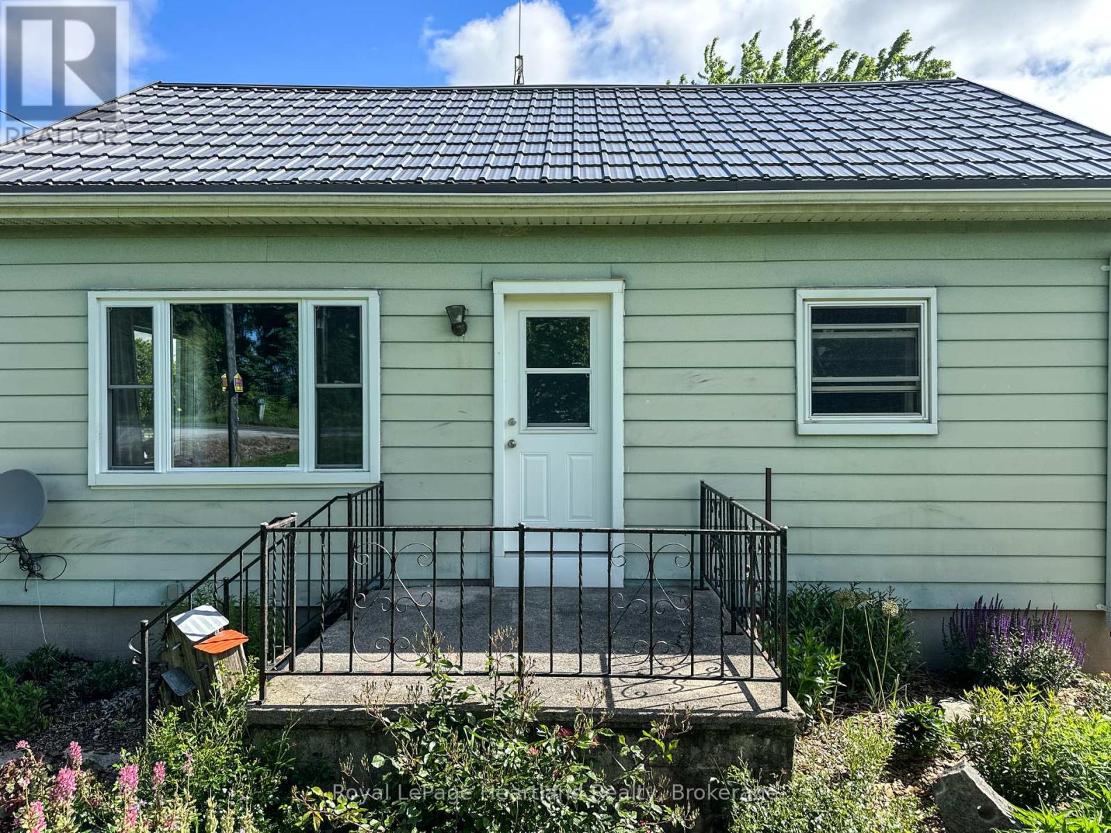 41590 Huron Road, Central Huron, Ontario  N0M 1L0 - Photo 3 - X13441296