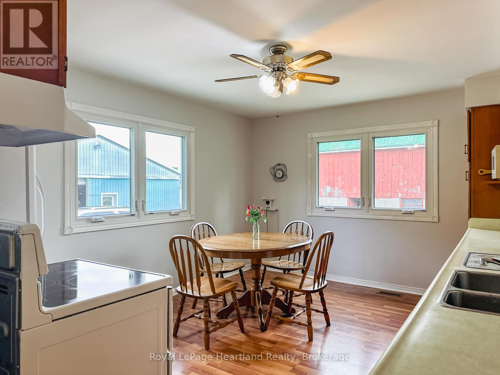 41590 Huron Road, Central Huron, Ontario  N0M 1L0 - Photo 4 - X13441296