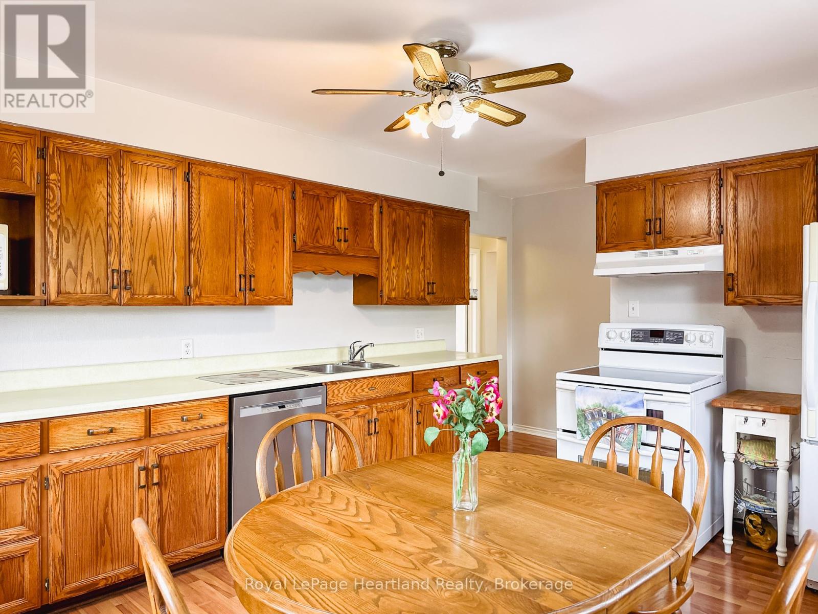 41590 Huron Road, Central Huron, Ontario  N0M 1L0 - Photo 8 - X13441296
