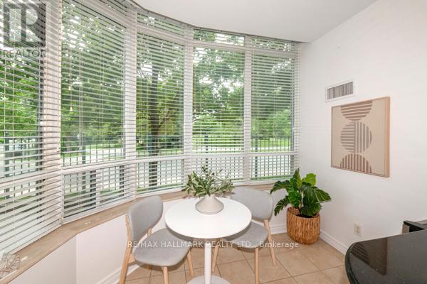 117 - 9 Boardwalk Drive S, Toronto, Ontario  M4L 6T1 - Photo 3 - E13441256
