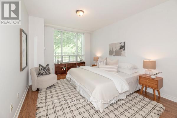 117 - 9 Boardwalk Drive S, Toronto, Ontario  M4L 6T1 - Photo 7 - E13441256