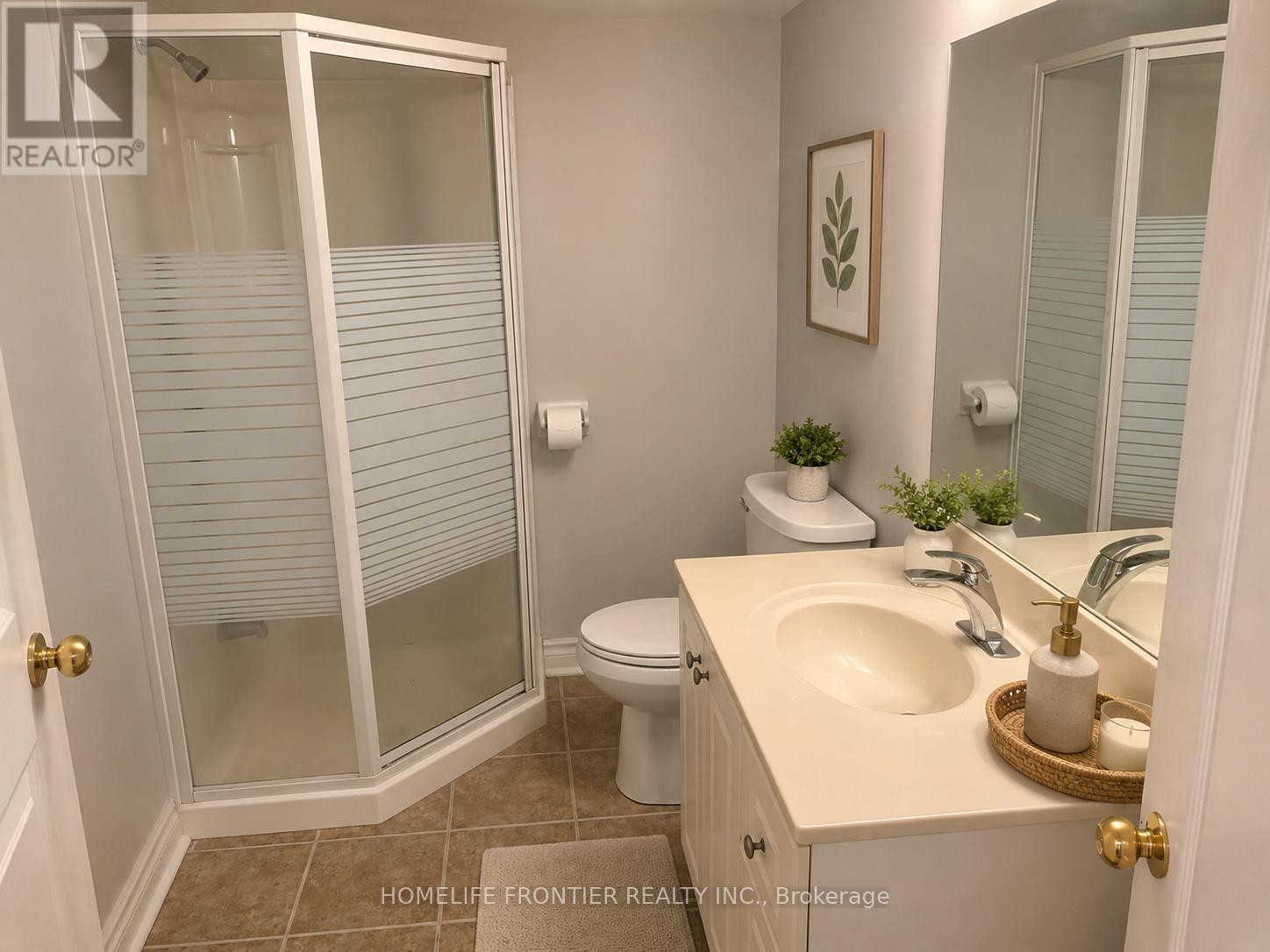 87 Estate Garden Drive, Richmond Hill, Ontario L4E 3V6 - Photo 11 - N13038450