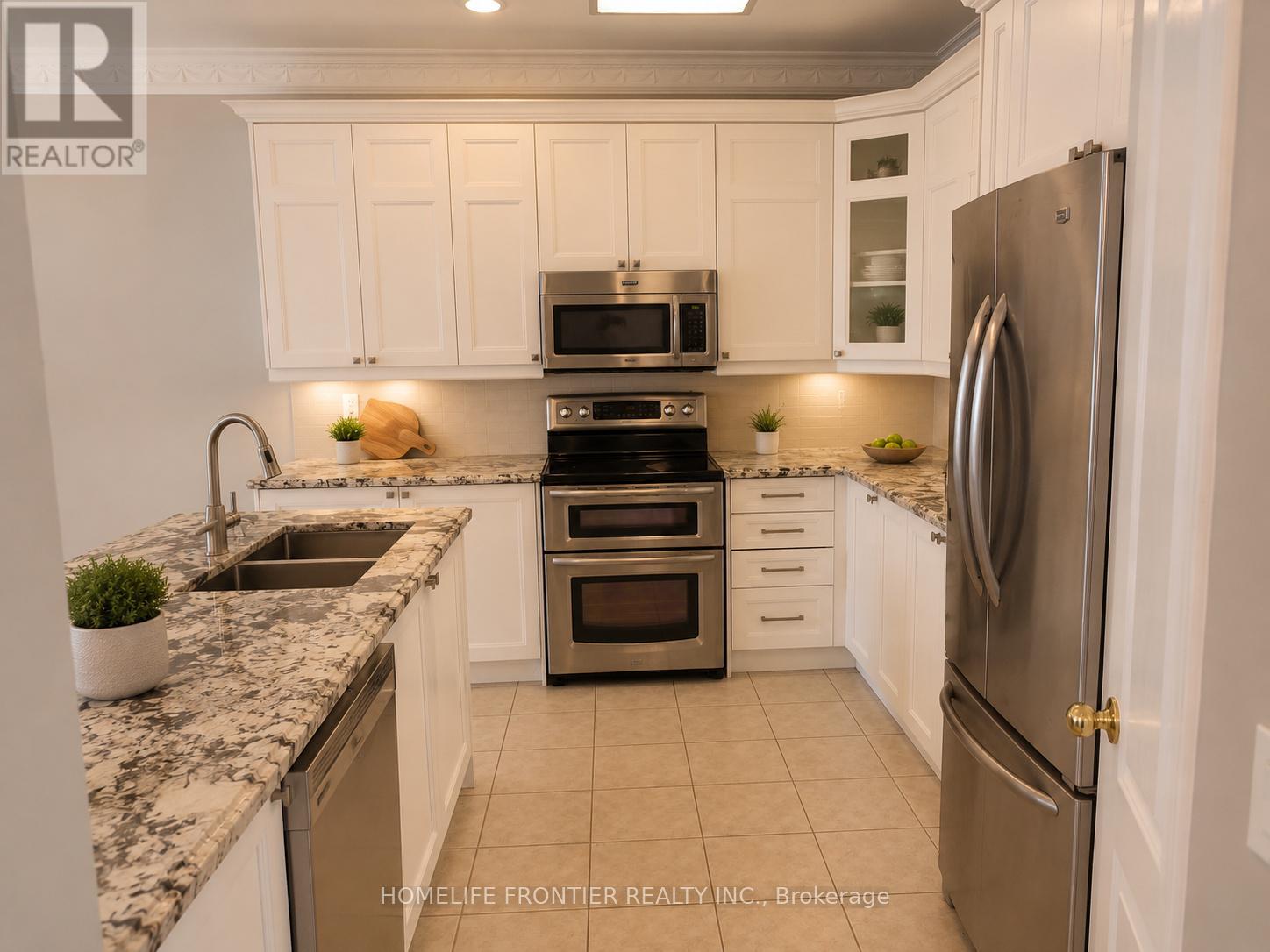 87 Estate Garden Drive, Richmond Hill, Ontario L4E 3V6 - Photo 8 - N13038450