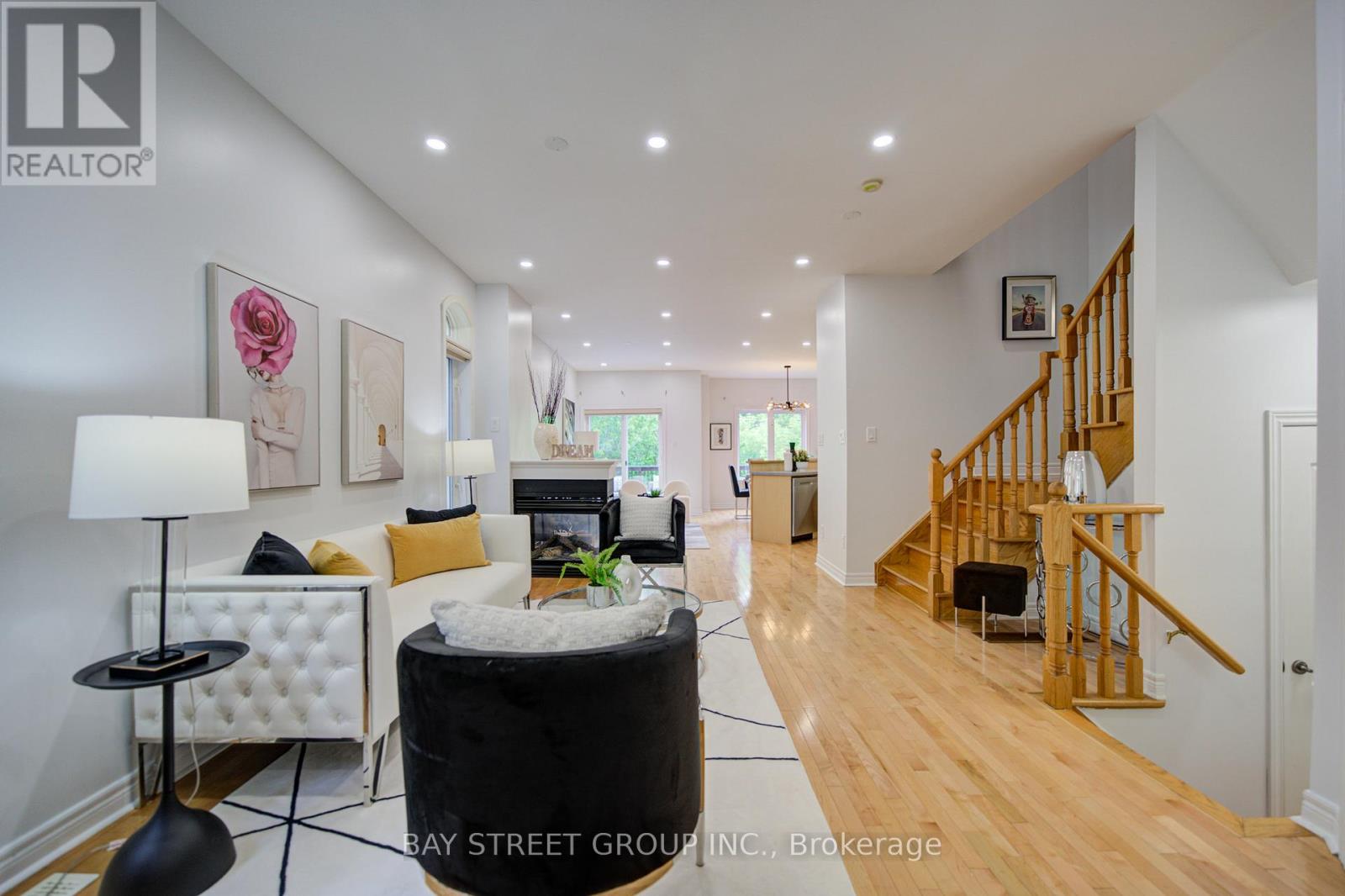 46 Romance Drive, Richmond Hill, Ontario L4S 2R7 - Photo 4 - N13423862