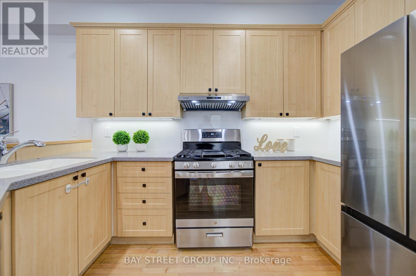 46 Romance Drive, Richmond Hill, Ontario L4S 2R7 - Photo 7 - N13423862