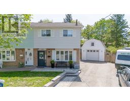 279 ROCKWAY COURT, Newmarket, Ontario