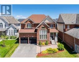 13 LIONS COURT, Essa, Ontario
