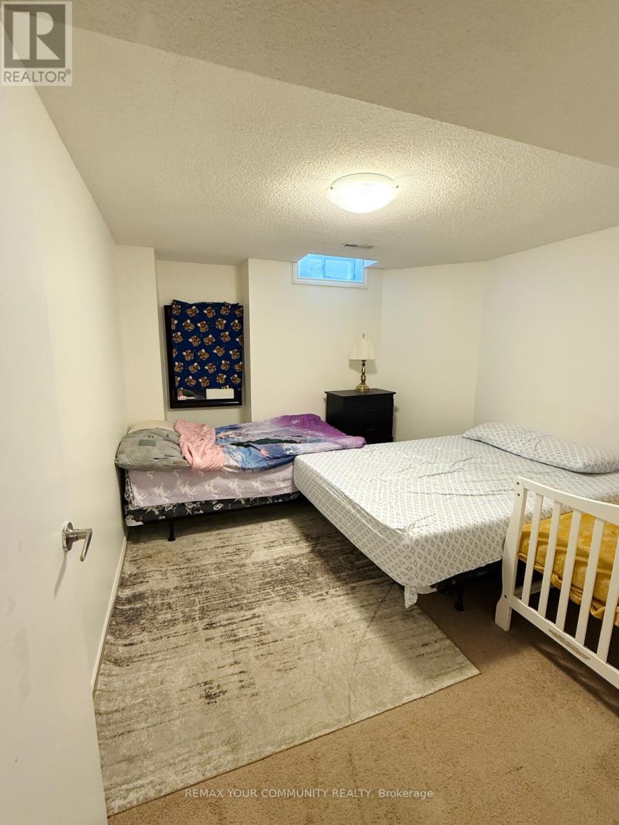 8 Jaguar Gate E, Richmond Hill, Ontario  L4S 1T7 - Photo 11 - N13441302